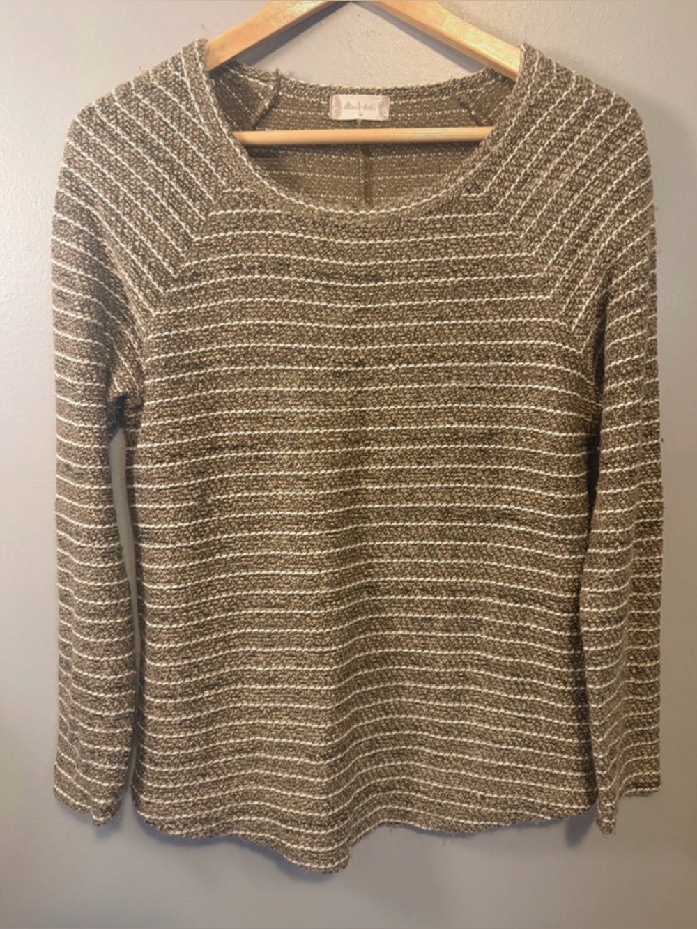 Altar’d State Sparkle Detail Sweater Medium